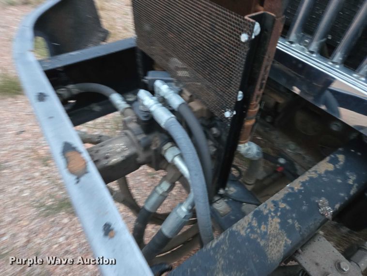 image for item DY1234 2007 International 7300 oil distributor truck