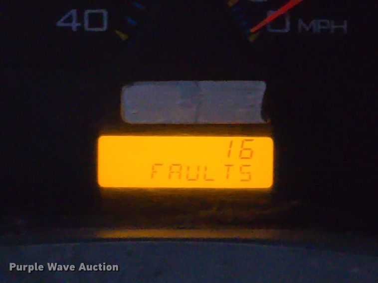 image for item DY1234 2007 International 7300 oil distributor truck