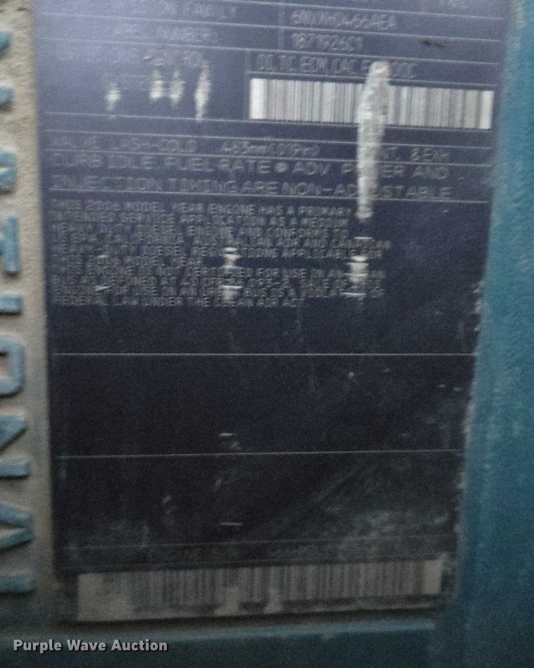 image for item DY1234 2007 International 7300 oil distributor truck