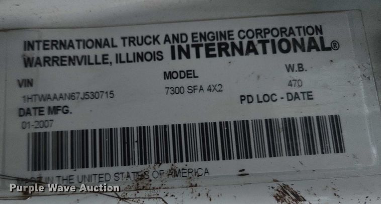 image for item DY1234 2007 International 7300 oil distributor truck