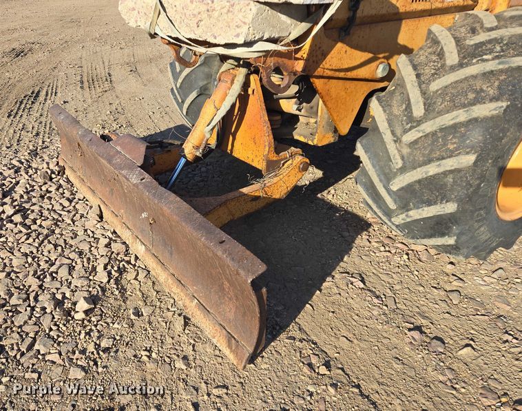 image for item DY1430 1994 Case 660 trencher