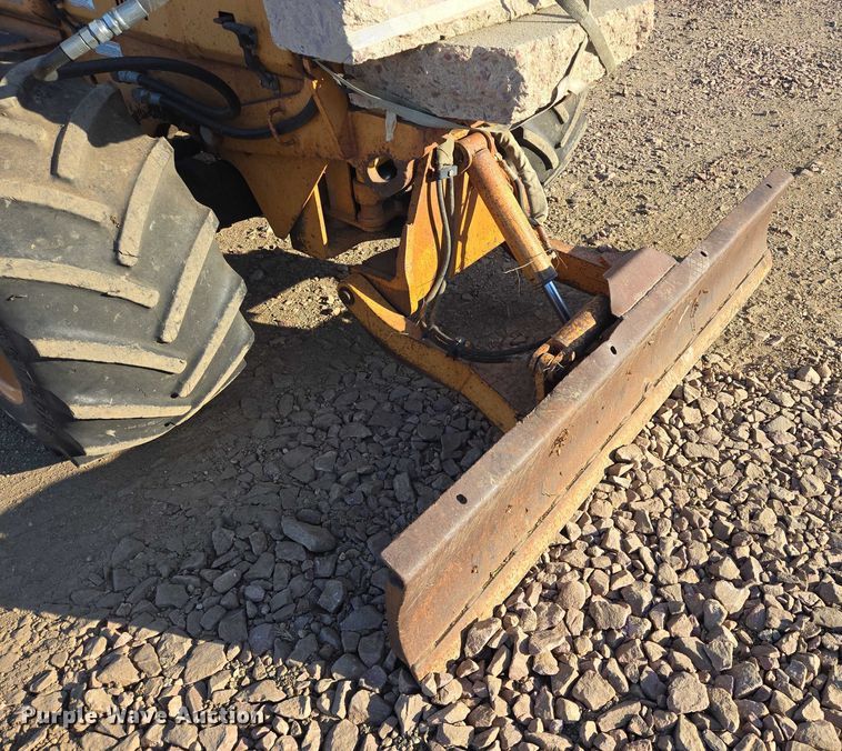 image for item DY1430 1994 Case 660 trencher