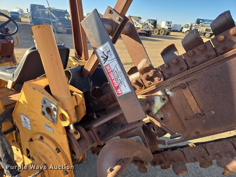 image for item DY1430 1994 Case 660 trencher