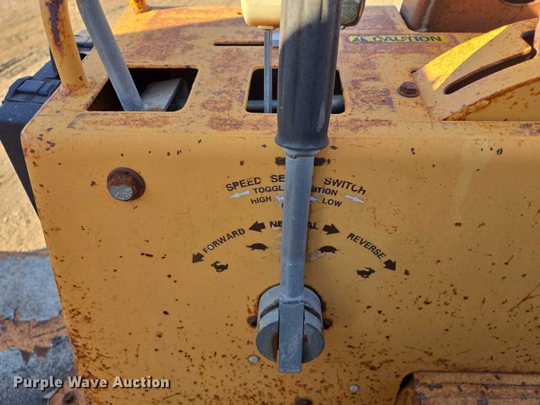 image for item DY1430 1994 Case 660 trencher