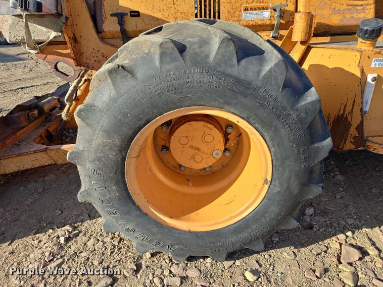 image for item DY1430 1994 Case 660 trencher