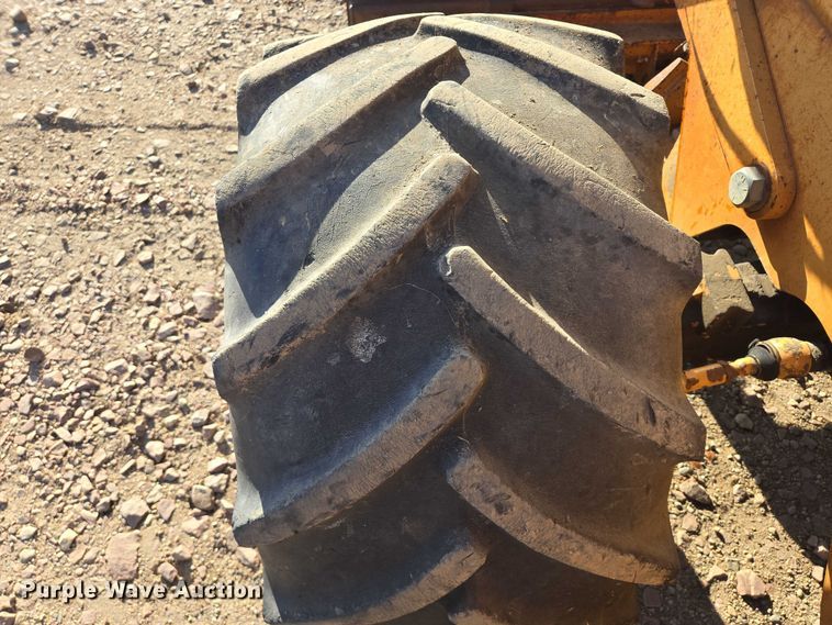 image for item DY1430 1994 Case 660 trencher