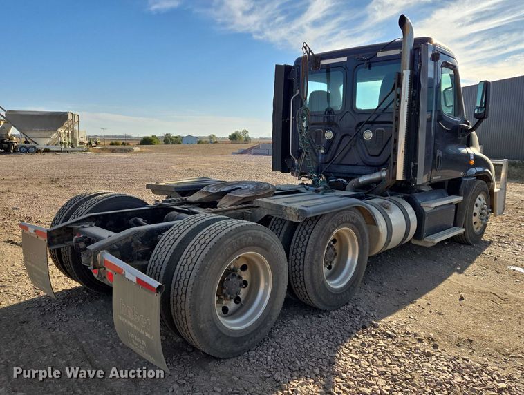 CAMIóN 2011 FREIGHTLINER