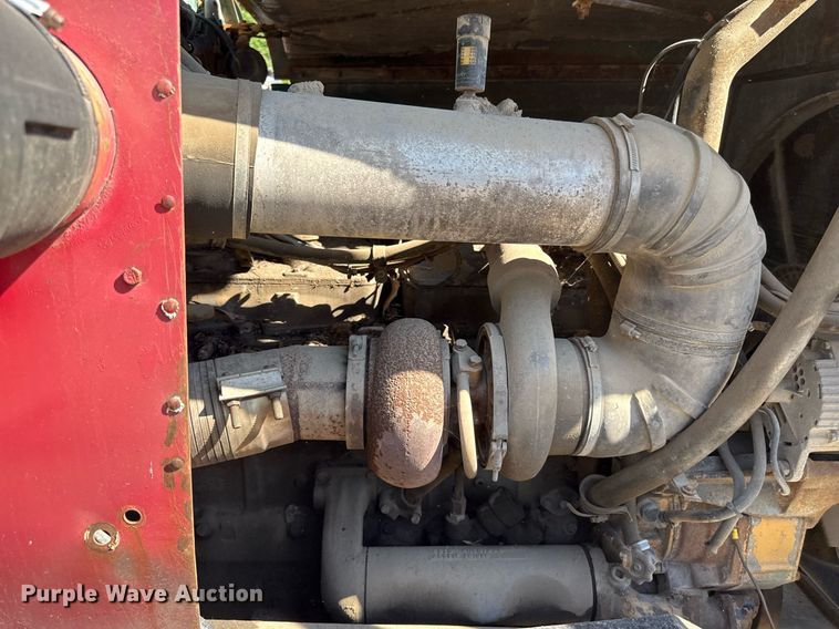 image for item DZ4082 1984 Autocar semi truck