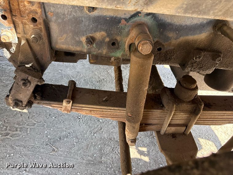 image for item DZ4082 1984 Autocar semi truck