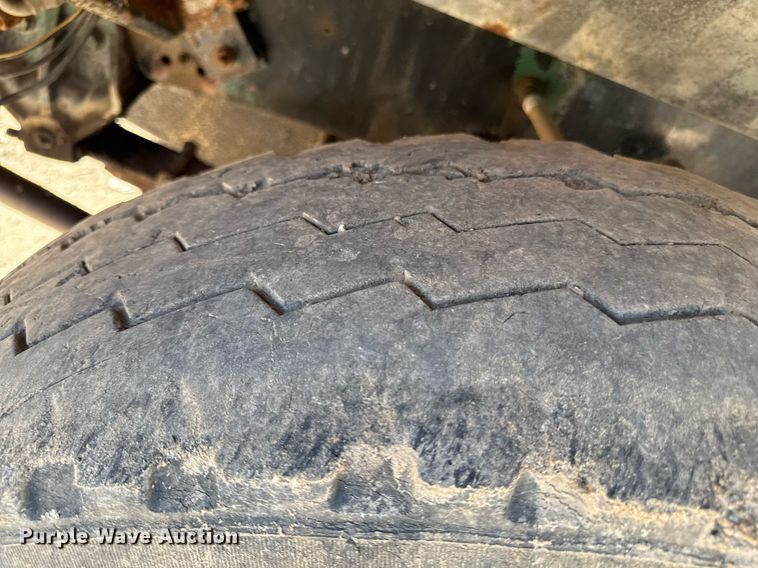 image for item DZ4082 1984 Autocar semi truck