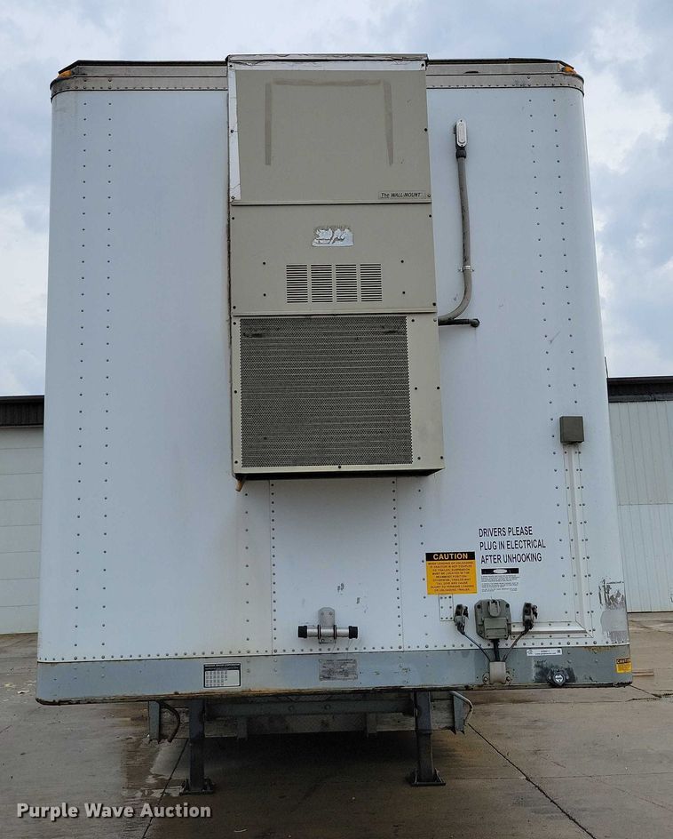 image for item DZ6611 1997 Fruehauf FBHLP9 camper