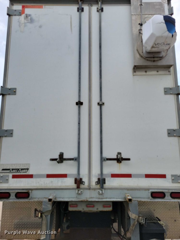 image for item DZ6611 1997 Fruehauf FBHLP9 camper