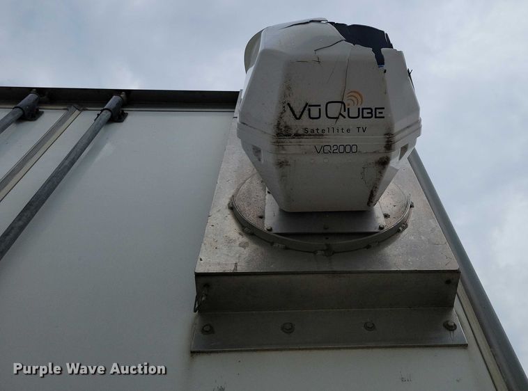 image for item DZ6611 1997 Fruehauf FBHLP9 camper