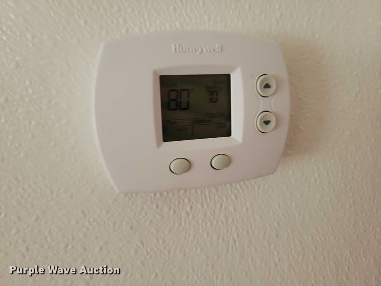 image for item DZ6611 1997 Fruehauf FBHLP9 camper