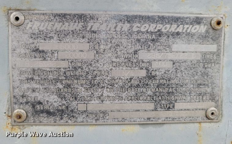 image for item DZ6611 1997 Fruehauf FBHLP9 camper