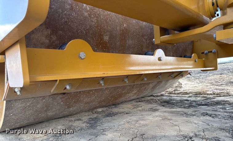 image for item EA1889 2023 Caterpillar CS56B single drum vibratory roller