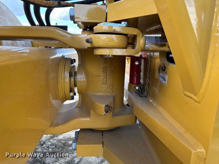 image for item EA1889 2023 Caterpillar CS56B single drum vibratory roller