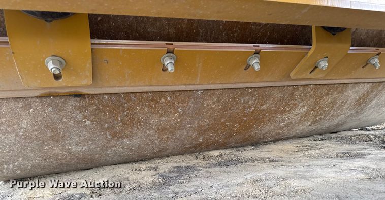 image for item EA1889 2023 Caterpillar CS56B single drum vibratory roller