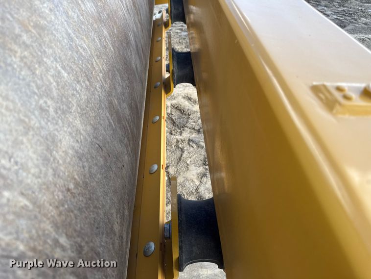 image for item EA1889 2023 Caterpillar CS56B single drum vibratory roller