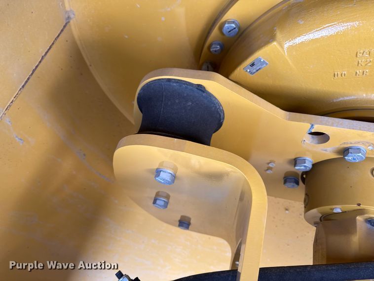 image for item EA1889 2023 Caterpillar CS56B single drum vibratory roller