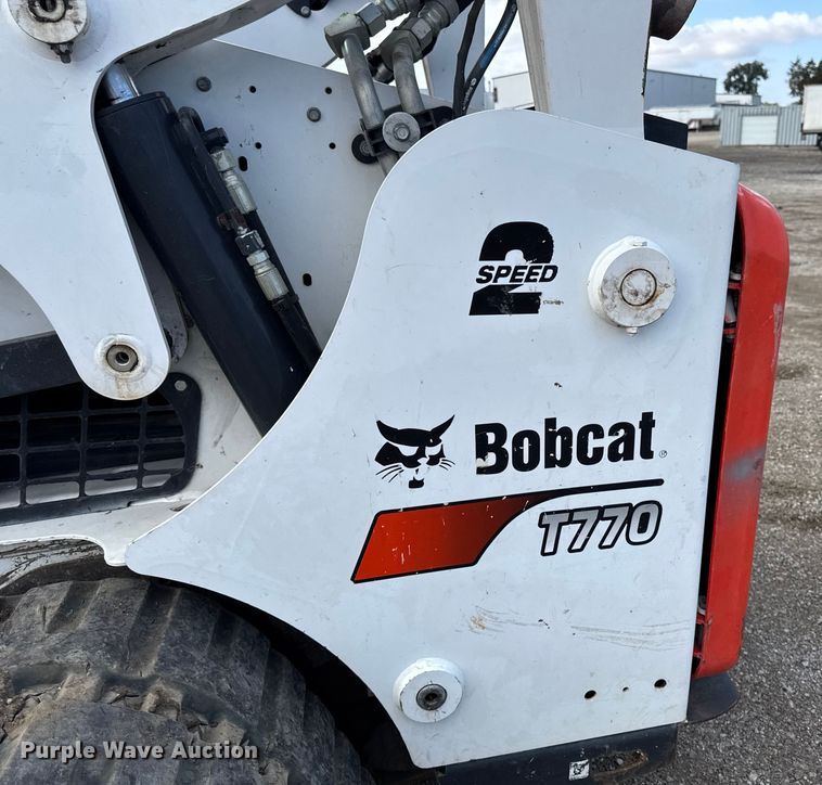 image for item EA1950 2019 Bobcat T770 tracked skid steer loader