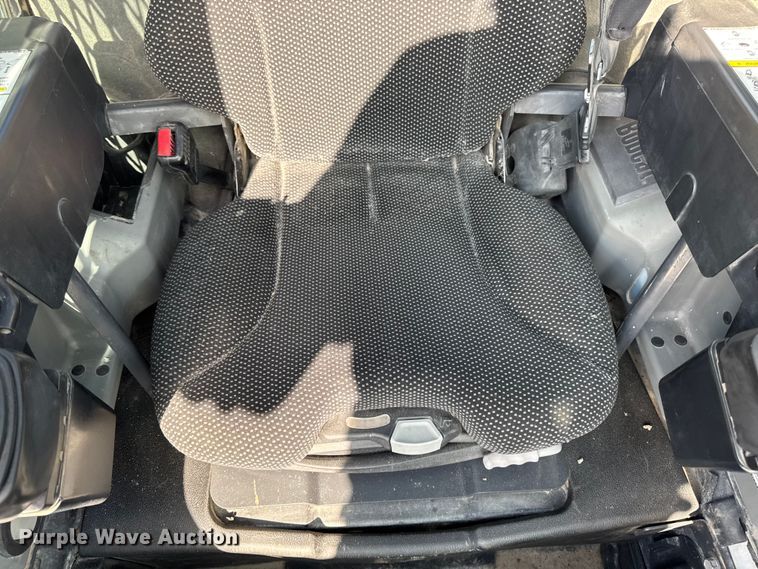 image for item EA1950 2019 Bobcat T770 tracked skid steer loader