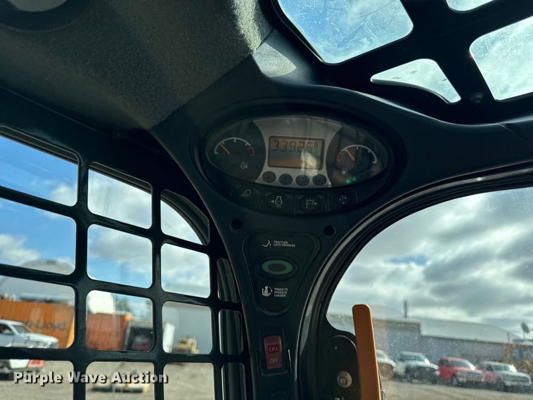 image for item EA1950 2019 Bobcat T770 tracked skid steer loader