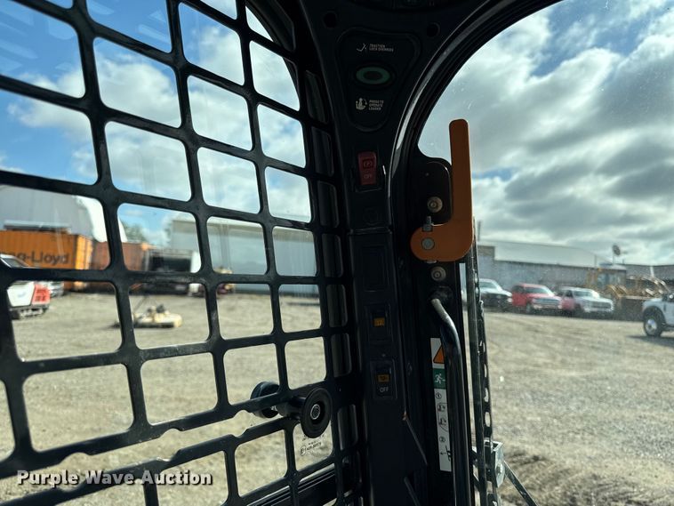 image for item EA1950 2019 Bobcat T770 tracked skid steer loader