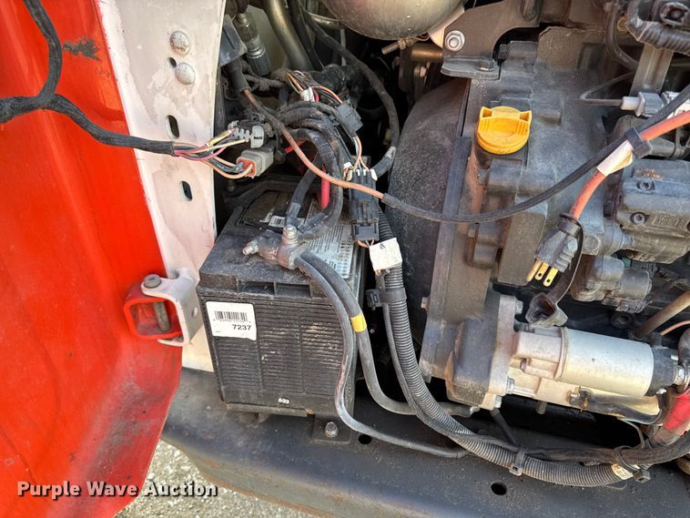 image for item EA1950 2019 Bobcat T770 tracked skid steer loader