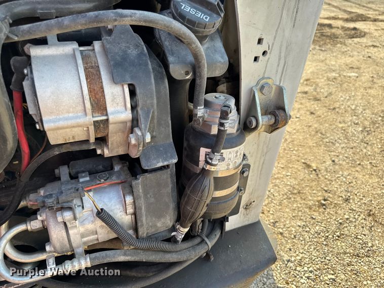 image for item EA1950 2019 Bobcat T770 tracked skid steer loader