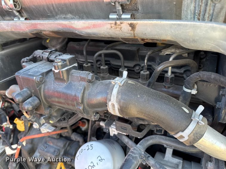 image for item EA1950 2019 Bobcat T770 tracked skid steer loader