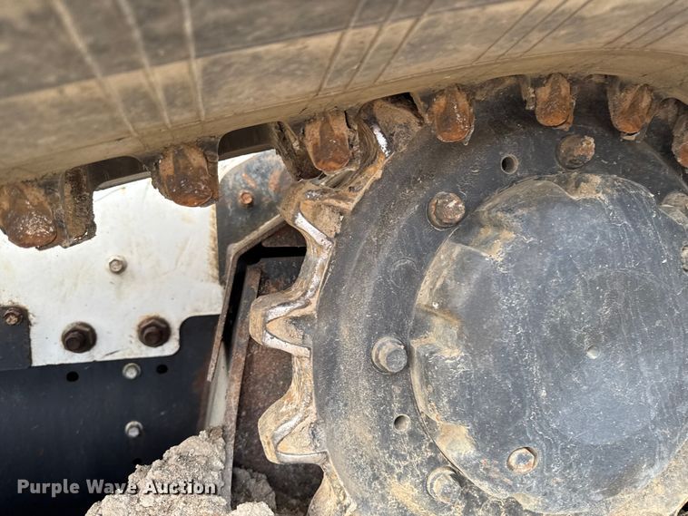 image for item EA1950 2019 Bobcat T770 tracked skid steer loader