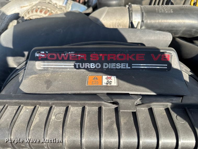 image for item EA1951 2006 Ford F550 truck cab and chassis