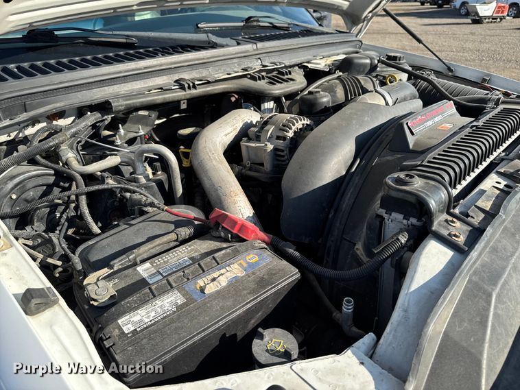 image for item EA1951 2006 Ford F550 truck cab and chassis