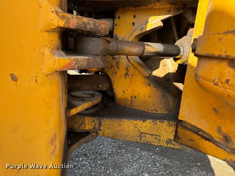 image for item EA1955 1975 Caterpillar 966C wheel loader