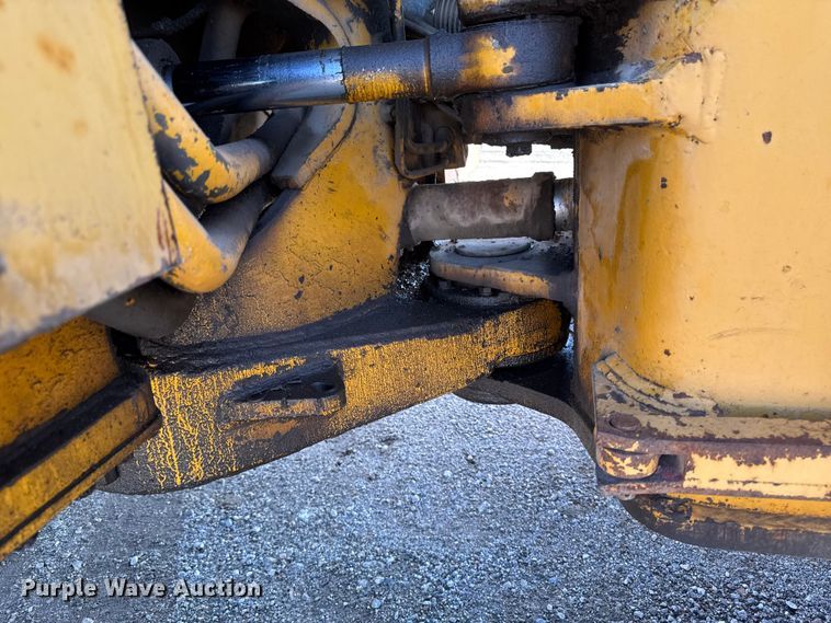 image for item EA1955 1975 Caterpillar 966C wheel loader