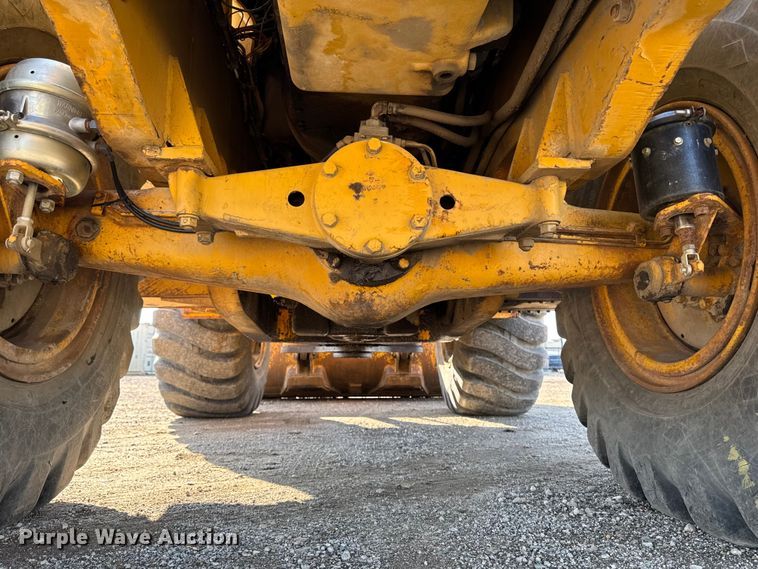 image for item EA1955 1975 Caterpillar 966C wheel loader