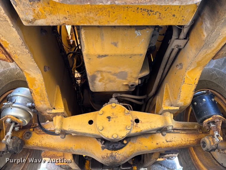 image for item EA1955 1975 Caterpillar 966C wheel loader