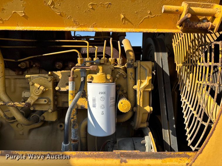 image for item EA1955 1975 Caterpillar 966C wheel loader