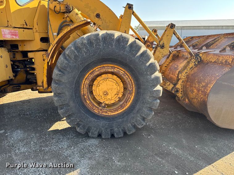 image for item EA1955 1975 Caterpillar 966C wheel loader