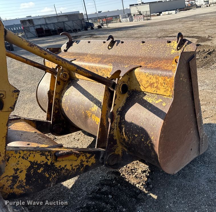 image for item EA1956 1971 Caterpillar 955K track loader