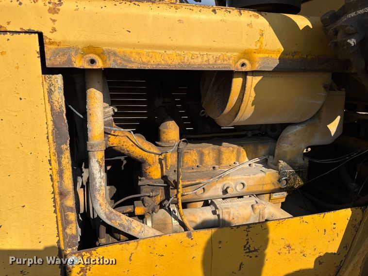 image for item EA1956 1971 Caterpillar 955K track loader