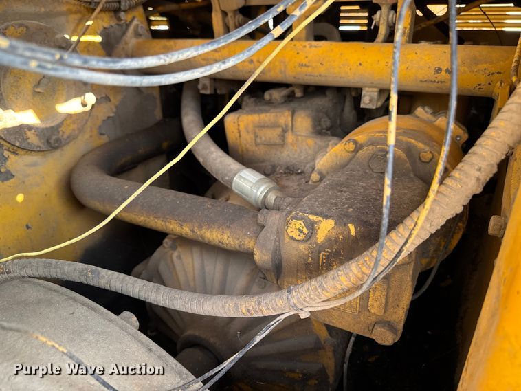 image for item EA1956 1971 Caterpillar 955K track loader