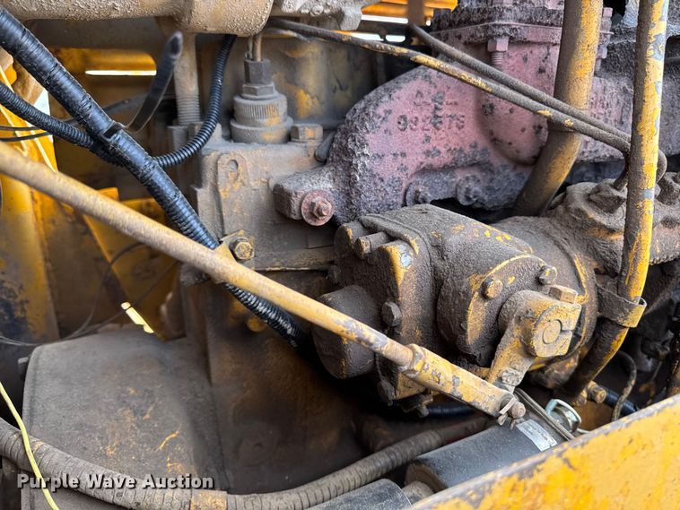 image for item EA1956 1971 Caterpillar 955K track loader