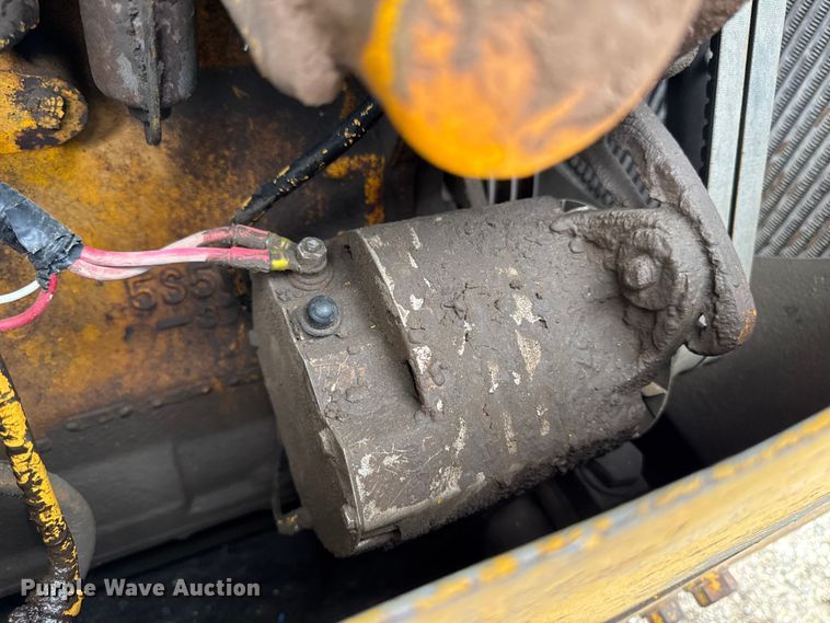 image for item EA1956 1971 Caterpillar 955K track loader