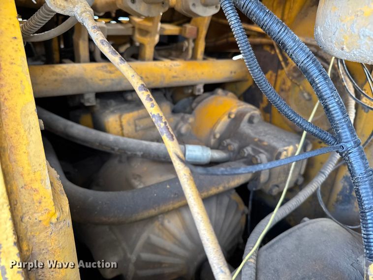 image for item EA1956 1971 Caterpillar 955K track loader