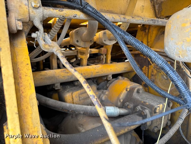 image for item EA1956 1971 Caterpillar 955K track loader