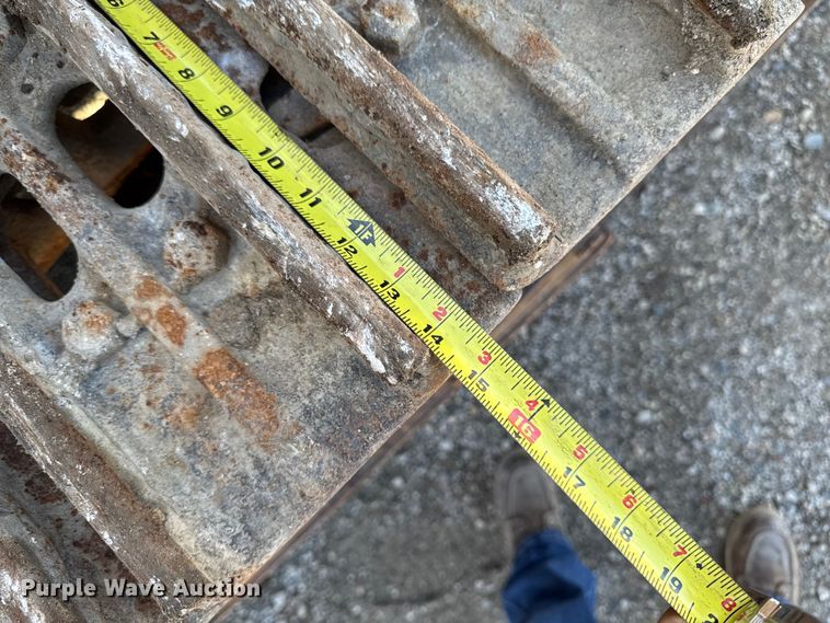 image for item EA1956 1971 Caterpillar 955K track loader