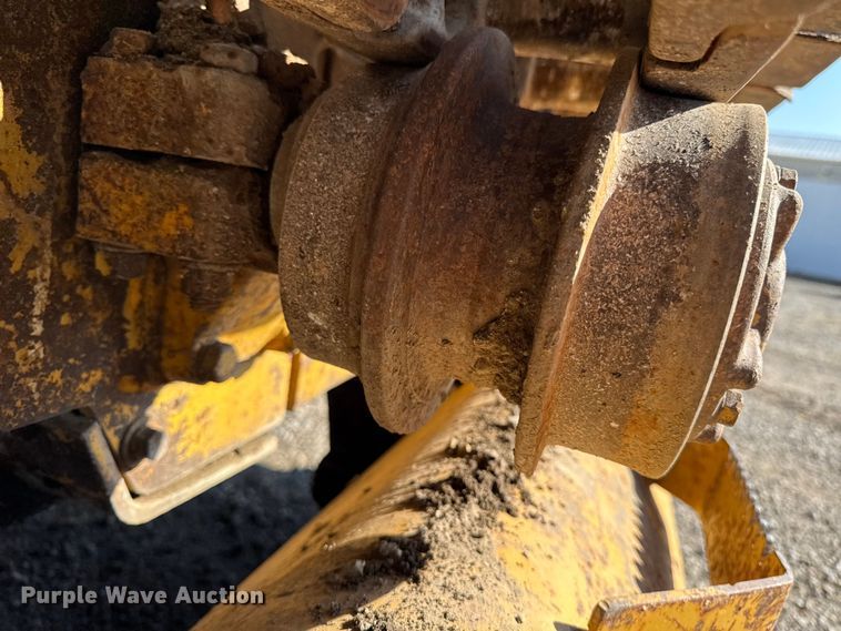 image for item EA1956 1971 Caterpillar 955K track loader