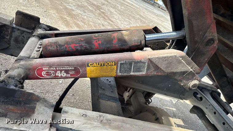 image for item EA1957 1990 International 4700 dump flatbed truck